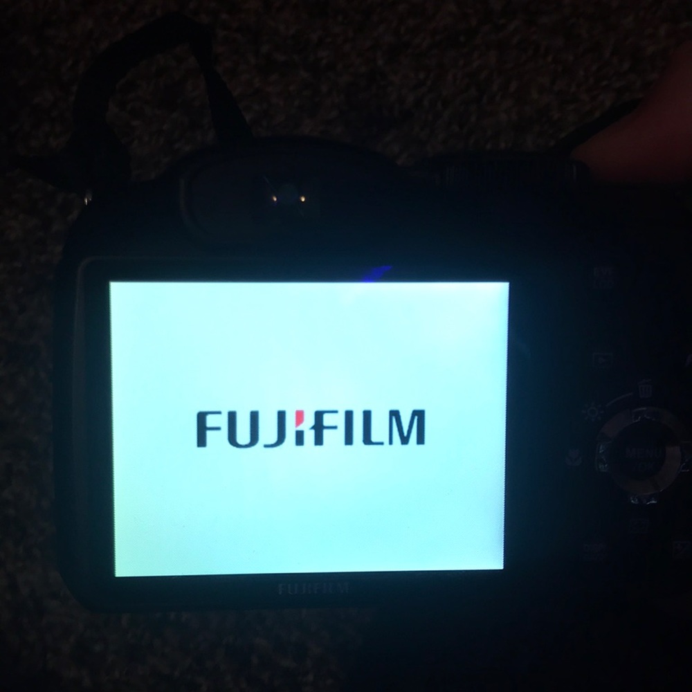 Camera - Picture 11 of 12